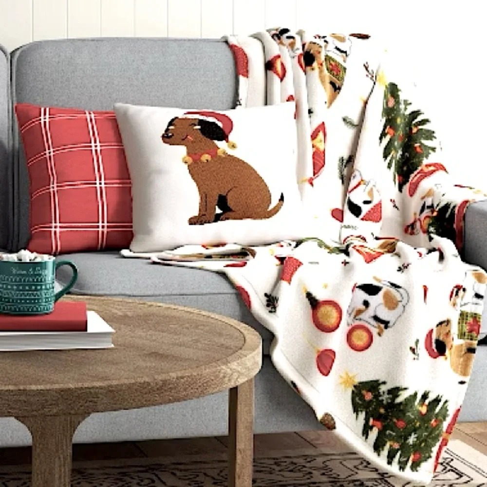 🎄 Target Wondershop Holiday Ivory Festive Dog Cat Plush Soft Throw Blanket Cozy